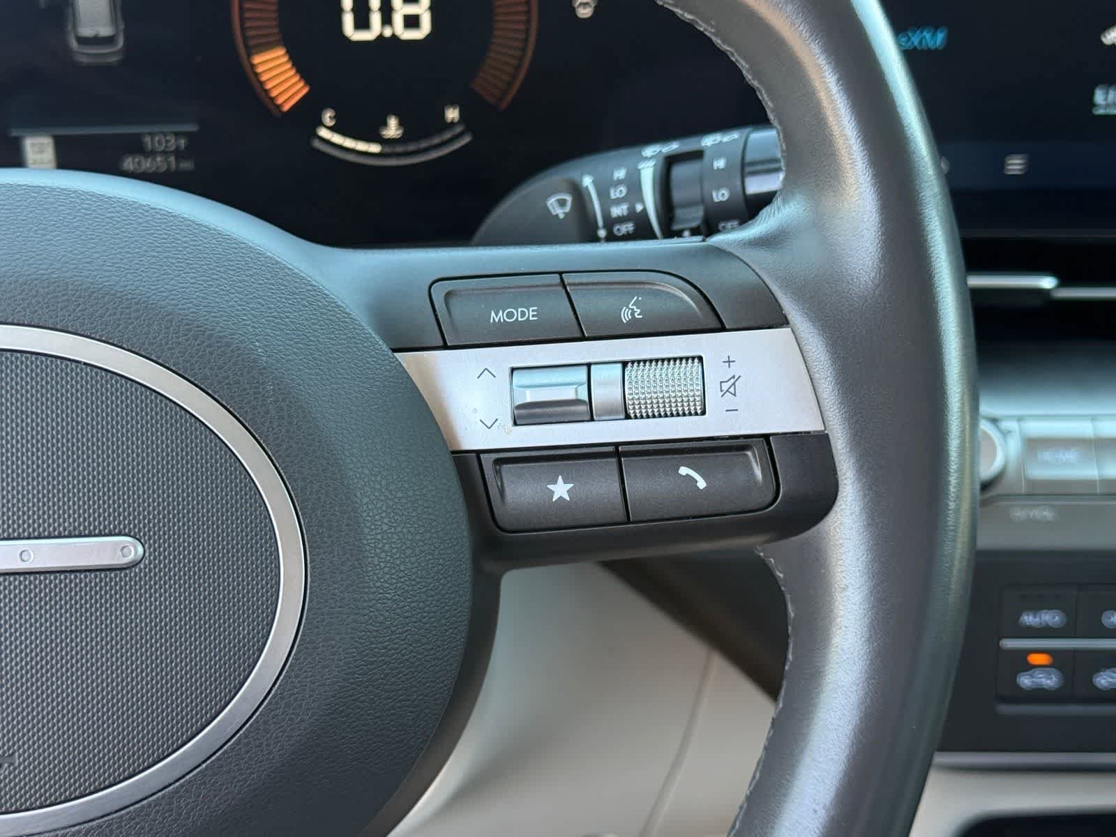 Used 2024 Hyundai Kona SEL AWD/4WD image 18