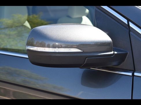 Used 2016 Ford Edge Titanium image 54