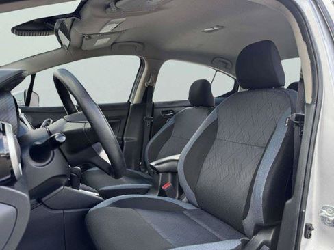 Used 2023 Nissan Versa SV FWD image 21