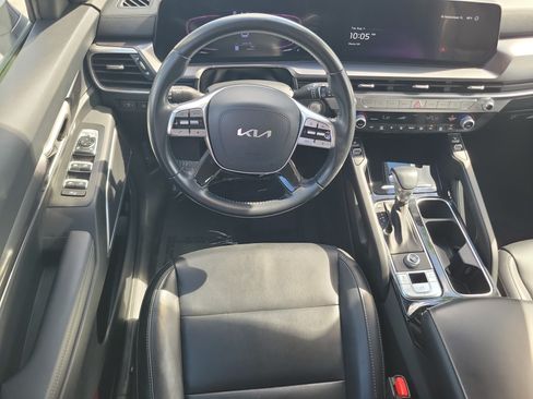 Used 2024 Kia Telluride S FWD image 18