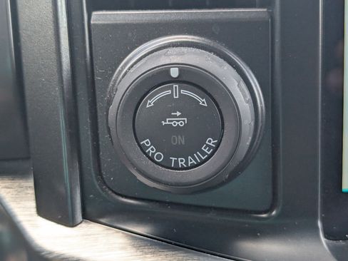 Certified 2021 Ford F150 Lariat w/ Max Trailer Tow Package AWD/4WD image 23