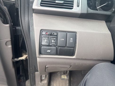 Used 2015 Honda Odyssey EX-L image 16