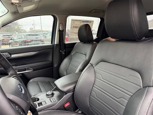 New 2025 Ford Ranger Lariat w/ Advanced Towing Package image 18