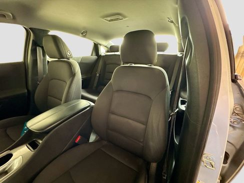 Used 2020 Chevrolet Malibu LT image 21