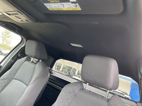 Used 2024 Toyota Tacoma SR image 26