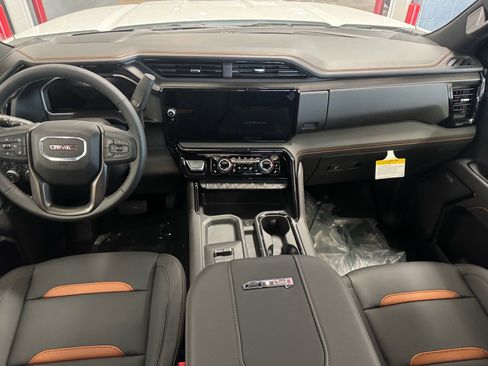 New 2026 GMC Sierra 2500 AT4 w/ AT4 Premium Plus Package image 12
