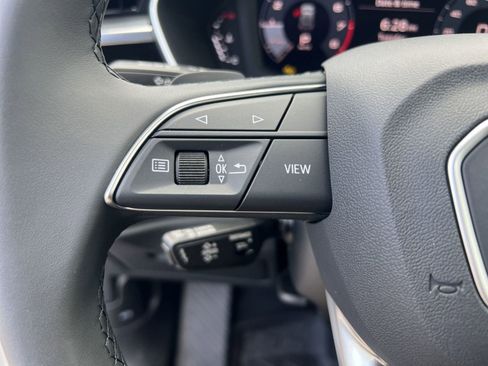 New 2025 Audi Q3 2.0T Premium image 17