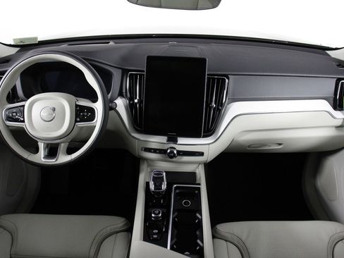 New 2026 Volvo XC60 T8 Ultra w/ Protection Package Premier AWD/4WD image 5