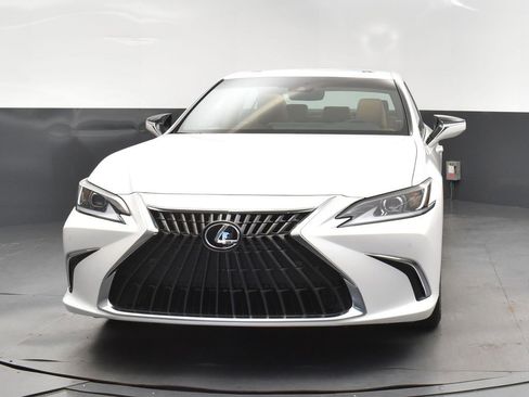 New 2025 Lexus ES 350 w/ Premium Package image 10