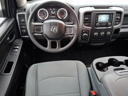 Certified 2019 RAM 1500 Express w/ Express Value Package image 11