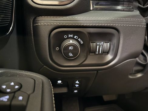 Certified 2025 RAM 1500 Limited w/ Bed Utility Group AWD/4WD image 26