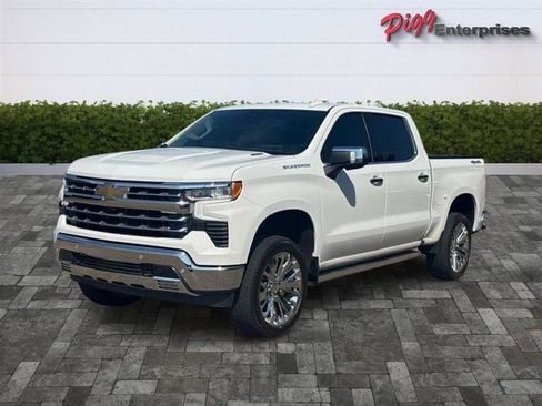 Used 2023 Chevrolet Silverado 1500 LTZ w/ Technology Package AWD/4WD image 5