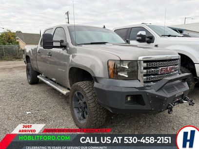 Used 2014 GMC Sierra 2500 SLE w/ SLE Preferred Package