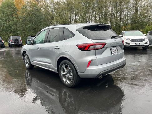 Used 2023 Ford Escape ST-Line w/ Tech Pack #1 image 8