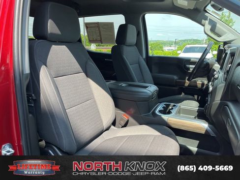 Used 2021 Chevrolet Silverado 1500 LT Trail Boss AWD/4WD image 25