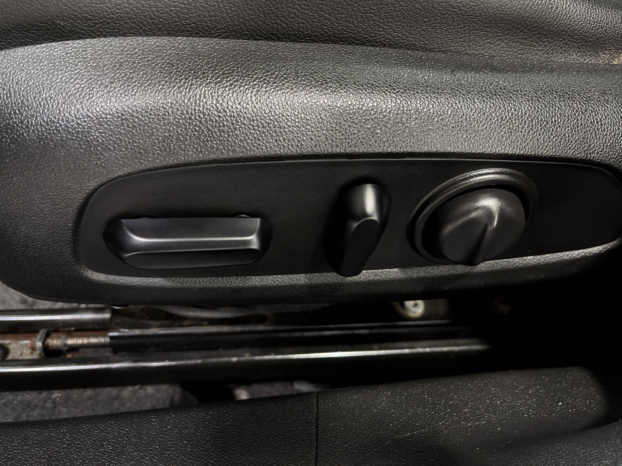Used 2020 Chevrolet Malibu Premier FWD image 15