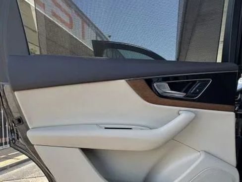 Used 2017 Audi Q7 3.0T Prestige AWD/4WD image 20