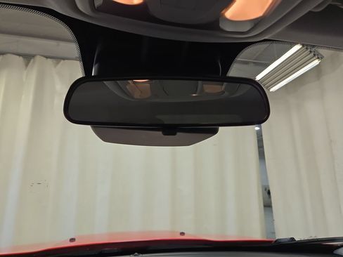 Used 2015 Jeep Renegade Latitude w/ Cold Weather Group AWD/4WD image 19