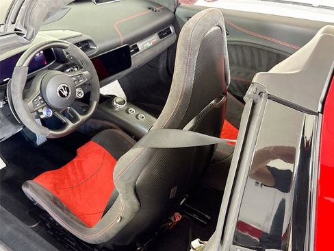 Used 2023 Maserati MC20 Spyder RWD image 17