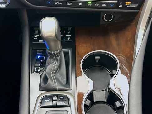 Used 2017 Lexus RX 350 FWD w/ Premium Package image 25