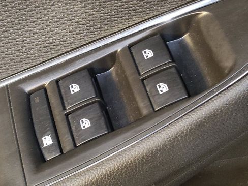 Used 2017 Chevrolet Cruze LS image 27