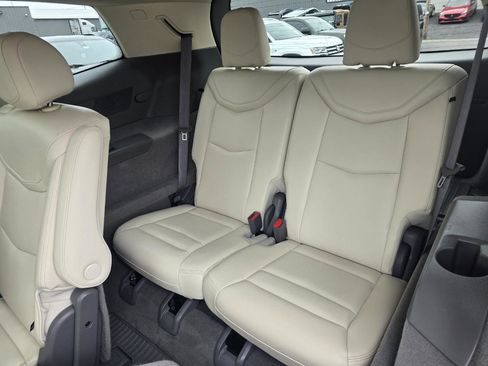 Used 2024 Cadillac XT6 Premium Luxury AWD/4WD image 16