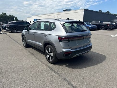 Used 2025 Volkswagen Taos S AWD/4WD image 15