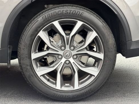 Used 2024 Acura MDX SH-AWD w/ Technology Package image 9