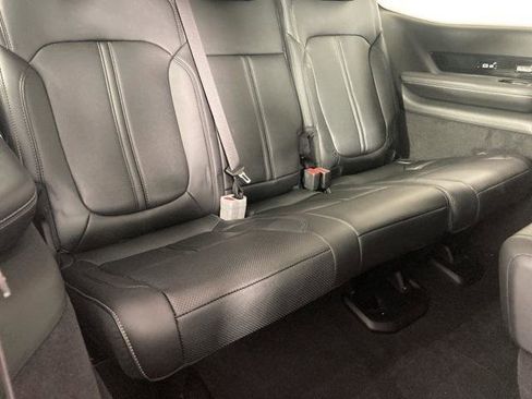 Certified 2022 Jeep Grand Wagoneer Series I image 18