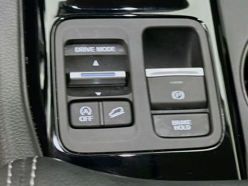 Used 2024 Honda Pilot EX-L image 25
