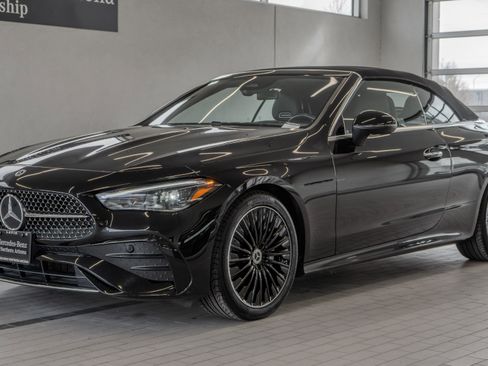 Certified 2025 Mercedes-Benz CLE 300 4MATIC Cabriolet image 34