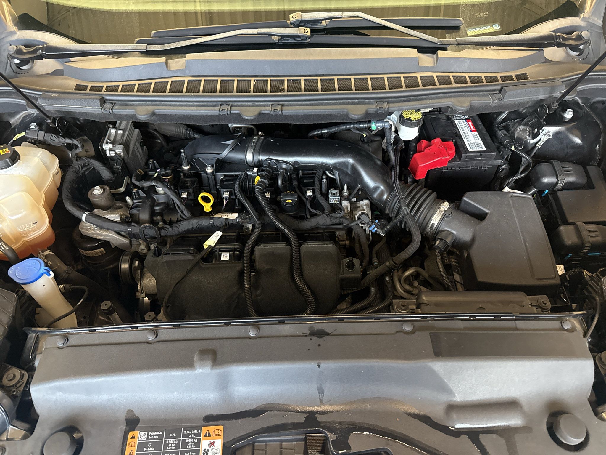 Used 2018 Ford Edge Titanium w/ Equipment Group 301A AWD/4WD image 31