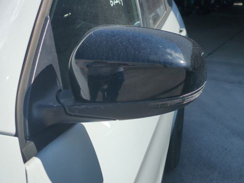 Certified 2023 Jeep Cherokee Altitude Lux image 12