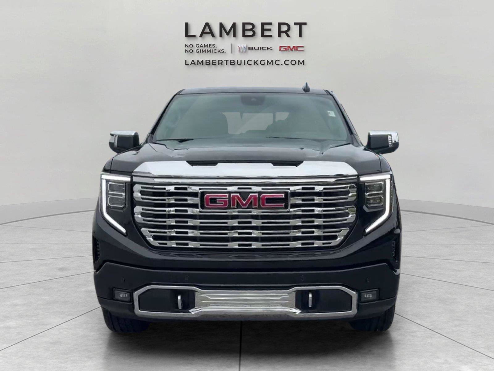Used 2024 GMC Sierra 1500 Denali AWD/4WD image 8