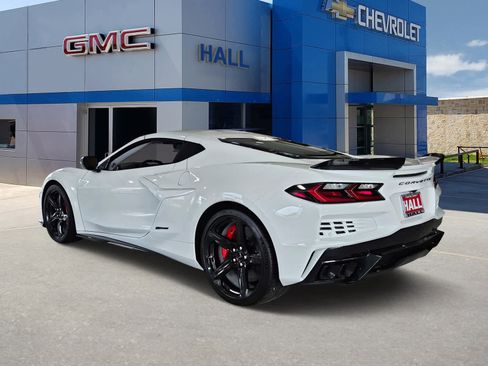 New 2025 Chevrolet Corvette E-Ray w/ ZER Performance Package image 3