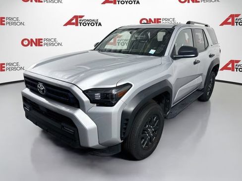 Certified 2025 Toyota 4Runner SR5 AWD/4WD image 4