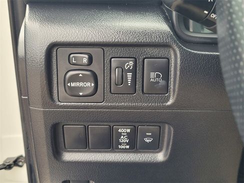 Used 2023 Toyota 4Runner SR5 Premium image 28