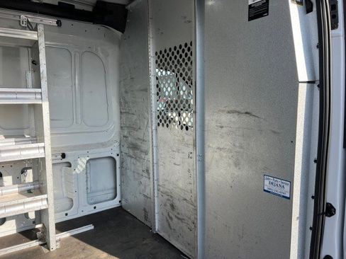 Used 2018 Ford Transit 250 148 Medium Roof image 28
