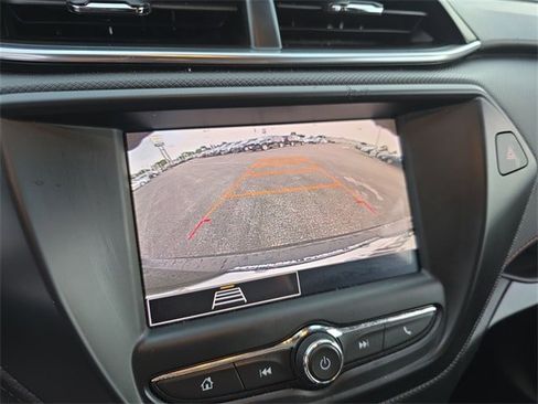 Used 2023 Chevrolet TrailBlazer RS image 21