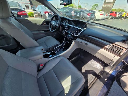 Used 2016 Honda Accord EX-L image 18