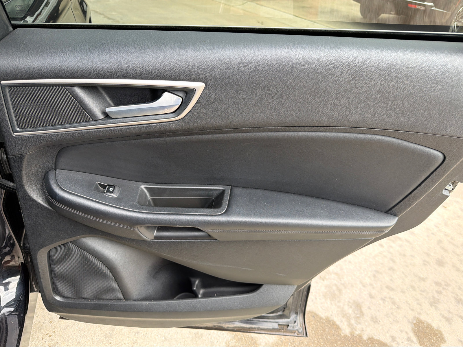 Used 2024 Ford Edge SEL AWD/4WD image 16