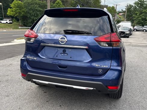 Used 2019 Nissan Rogue SL w/ Premium Package AWD/4WD image 16