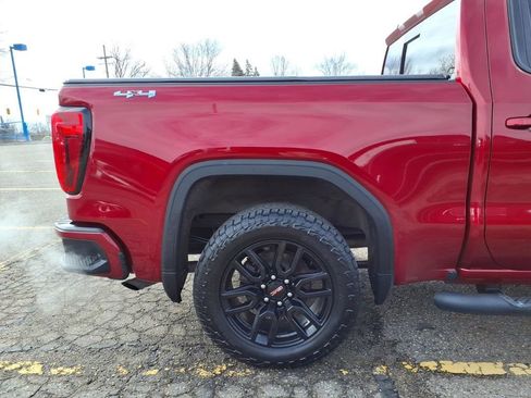 Used 2022 GMC Sierra 1500 Elevation w/ Preferred Package image 25
