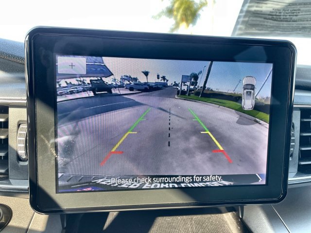 Used 2024 Ford Explorer XLT w/ Equipment Group 202A RWD image 14