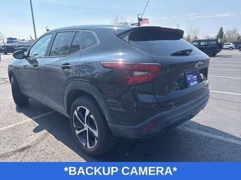 Used 2024 Chevrolet Trax RS w/ Driver Confidence Package image 5