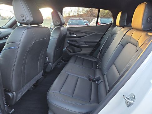 Certified 2024 Buick Envista Sport Touring w/ Advanced Safety Package image 10