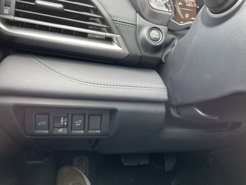 Used 2022 Subaru Outback Limited image 26