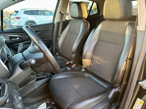 Used 2019 Buick Encore Preferred image 13