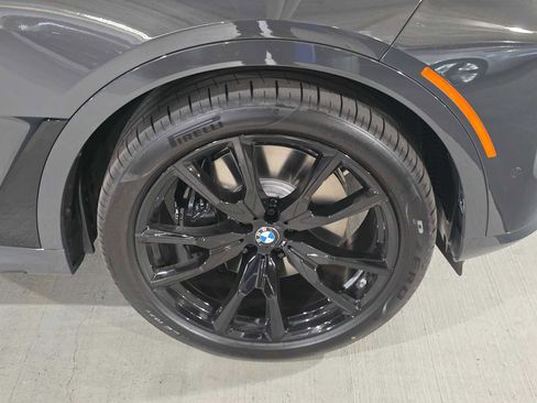 New 2026 BMW X7 M60i AWD/4WD image 9