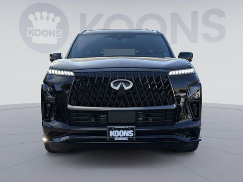 Used 2026 INFINITI QX80 4WD w/ Sport Exterior Package image 11
